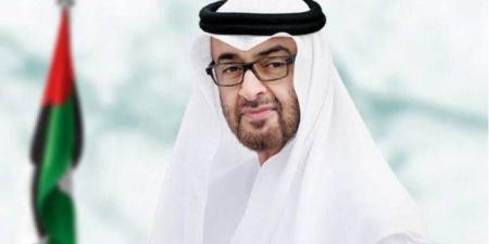 محمد بن زايد يقلِّد حمدان بن زايد «وسام أم الإمارات»