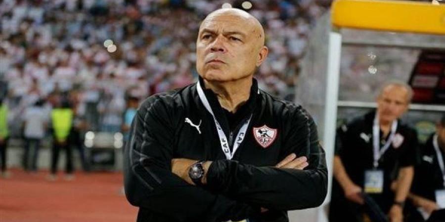 محاضرة فنية من جروس لـ لاعبي الزمالك استعدادا لمواجهة المصري