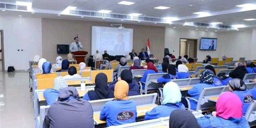 "الوقاية من الأورام السرطانية لدى النساء".. ندوة تثقيفية لجامعتي أسيوط وبدر