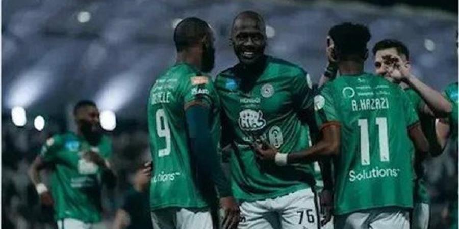 الاتفاق يفوز على الشباب في الظهور الأول لمدربه الجديد بالدوري السعودي