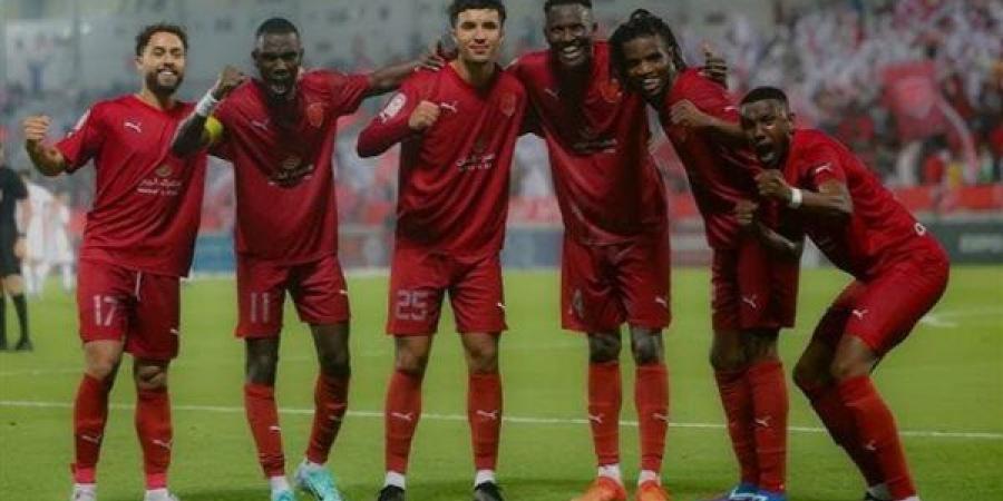 الدحيل يفوز على أم صلال ويعزز صدارته للدوري القطري