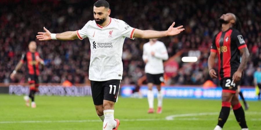 بعد تألقه أمام السيتي.. محمد صلاح يقترب خطوة من الكرة الذهبية