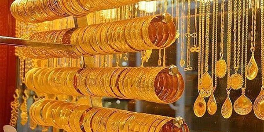 سعر الذهب مباشر.. أسعار الذهب في الأسواق المصرية اليوم 24 فبراير 2025