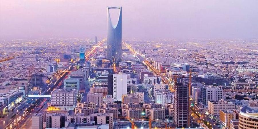 السعودية تجمع 2.4 مليار دولار من بيع سندات على شريحتين