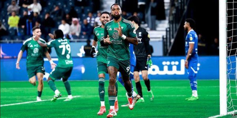 «هاتريك» توني يقود أهلي جدة لانتصار مثير على الهلال بالدوري السعودي