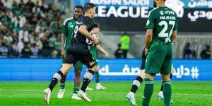 أهلي جدة يحقق فوزًا مثيرًا على الشباب في الدوري السعودي