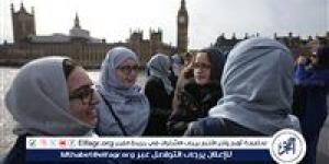 استطلاع: تزايد مشاعر عدم الأمان لدى النساء المسلمات في بريطانيا