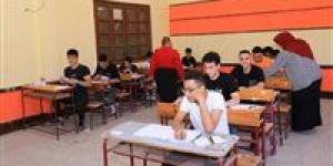 "أمهات مصر" يطالب بتوفير مراوح ومياه باردة داخل لجان امتحانات الثانوية العامة