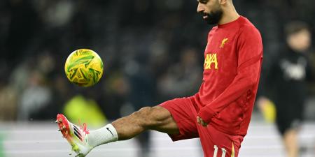 هل ينتقل إلى «الليغا»؟.. محمد صلاح يتعلم الإسبانية