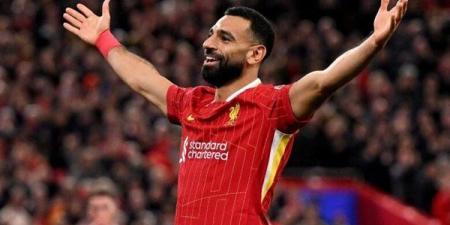 بعد تخلي ليفربول عنه.. هل محمد صلاح سينتقل إلى الهلال السعودي؟