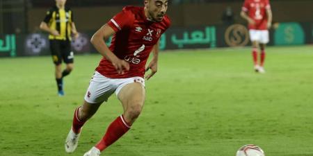 جماهير الأهلي المصري تشن هجوما ضاريا على أكرم توفيق