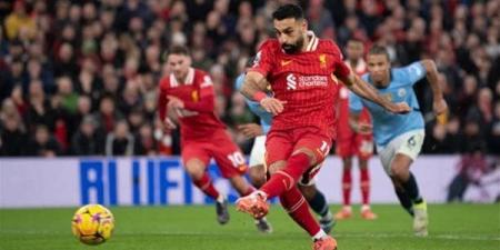 محمد صلاح يصنع هدف التعادل لليفربول أمام إيفرتون