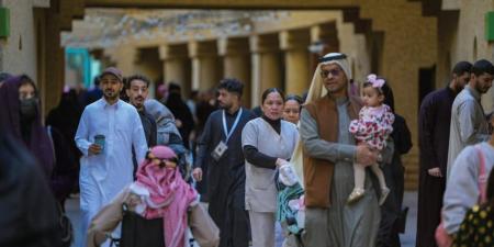 صور.. حي السفارات بالرياض يروي "حكاية مجد" في يوم التأسيس