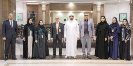 «مالية الشارقة وعجمان» تستعرضان أفضل الممارسات