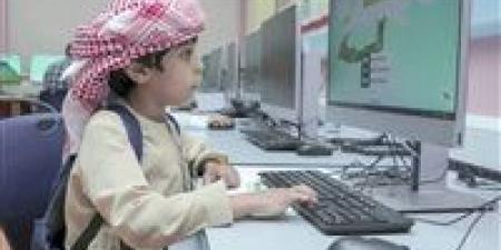 الإمارات تدرج مادة الذكاء الاصطناعي في مناهج التعليم