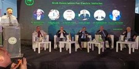 الرابطة المصرية العربية لوسائل النقل الذكية والمركبات الكهربائية تعقد اجتماعها التنفيذى الأول بعد الإشهار