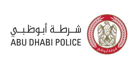 شرطة أبوظبي توضح خطورة التجاوز من كتف الطريق وعدم ترك مسافة أمان