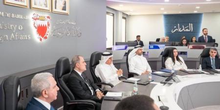 وزير خارجية جمهورية أذربيجان يزور مركز المدار بوزارة الخارجية