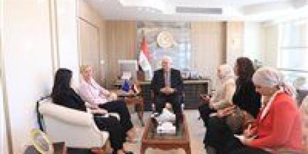 وزير التعليم العالي يبحث مع سفيرة الاتحاد الأوروبي تعزيز الشراكة المصرية الأوروبية