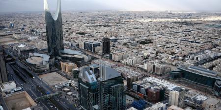 السعودية.. القبض على وافد يمني لتحرشه بفتاة - الأول نيوز