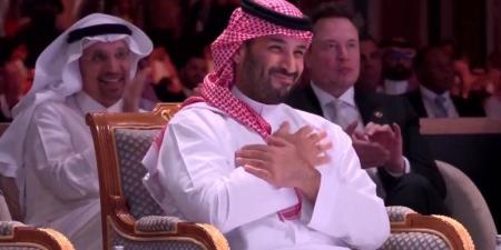 بتقليد حركة الأمير العفوية.. سوريون يشكرون محمد بن سلمان على دوره في كسر طوق العقوبات