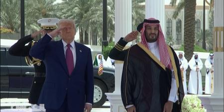 محمد بن سلمان يستقبل ترامب في قصر اليمامة.. شاهد لقطات من المراسم - الأول نيوز