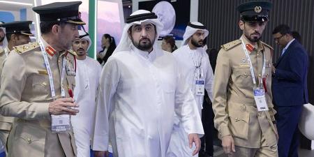 أحمد بن محمد: شرطة دبي نموذج رائد على المستوى العالمي