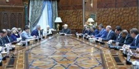 وفد «الكلية الملكية لدراسات الدفاع بالمملكة المتحدة» يشيد بدور الأزهر