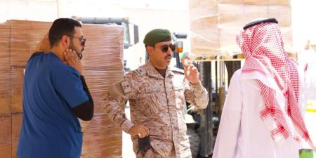 قيادة القوات المشتركة تسير قوافل الأدوية والمستلزمات الطبية للأشقاء في اليمن
