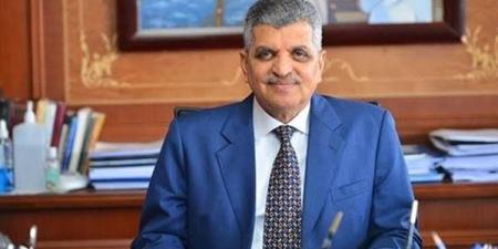 رئيس قناة السويس: قرار تخفيض الرسوم "مدروس" وخسرنا 10.5 مليار دولار خلال عام ونصف