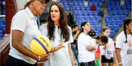 الاتحاد الدولي لكرة السلة ينظم فعالية للأطفال في البحرين على هامش الكونغرس الدولي