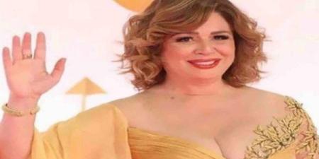 إلهام شاهين: عادل إمام صاحب فضل عليا وعلمنا إن الفن رسالة