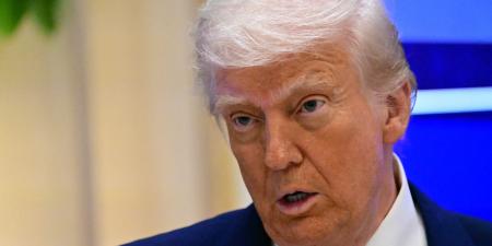 ترامب يعلق على "شيفرة اغتياله" خلال جولة الشرق الأوسط نشرها مدير FBI السابق جيمس كومي - الأول نيوز