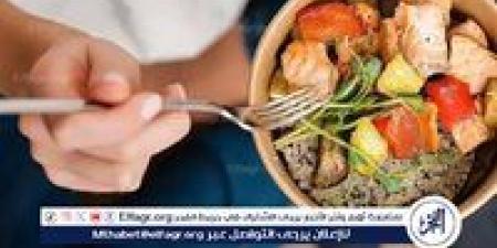 هل أنت مهووس بالأكل الصحي؟.. انتبه: هوس التغذية السليمة قد يتحول إلى اضطراب خطير