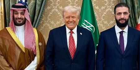 مصر.. علاء مبارك يعلق على صورة محمد بن سلمان وأحمد الشرع مع ترامب - الأول نيوز
