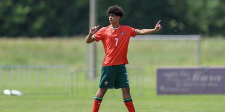 كيف تفاعل رونالدو مع فوز ابنه بأول بطولة بقميص منتخب البرتغال؟ - الأول نيوز