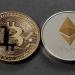 بيتكوين وإيثريوم تقودان تدفقات استثمارية ضخمة في العملات الرقمية
