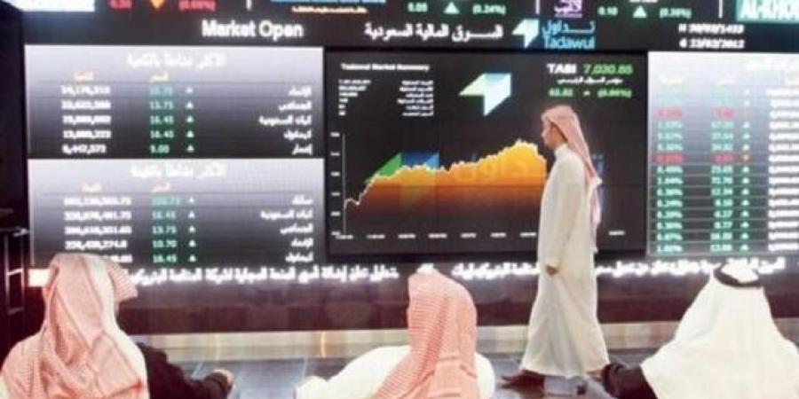 "تاسي" يصعد 0.40% بمستهل تعاملات الاثنين.. وسط ارتفاع 3 قطاعات رئيسية - موقع رؤية