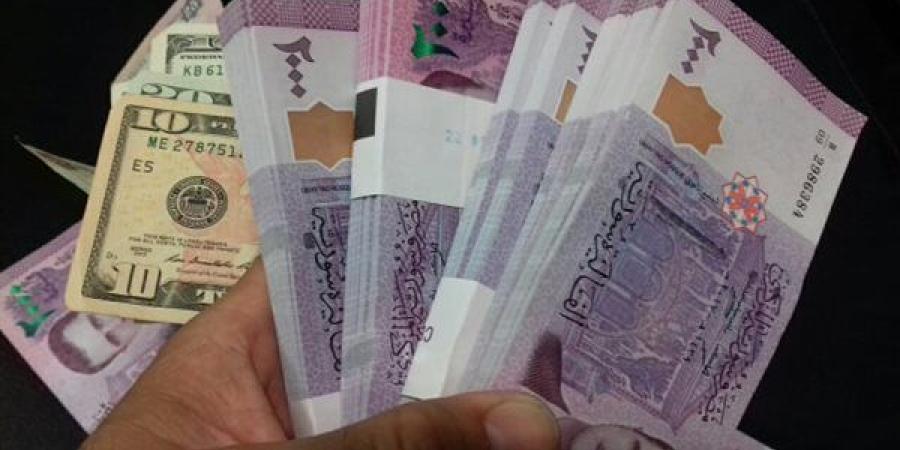 سعر الليرة مقابل الدولار مساء اليوم الثلاثاء