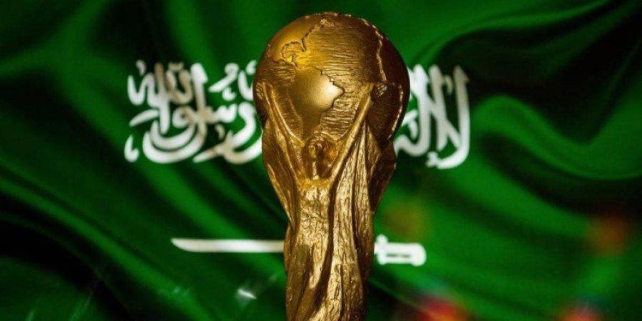 ولي العهد السعودي يهنئ خادم الحرمين الشريفين باستضافة المملكة كأس العالم 2034