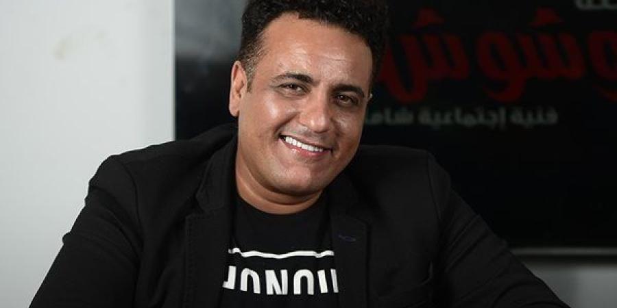 بالفيديو.. وصول زوجة الراحل محمد رحيم ونجوم الفن إلى حفل تكريمه بدار الأوبرا