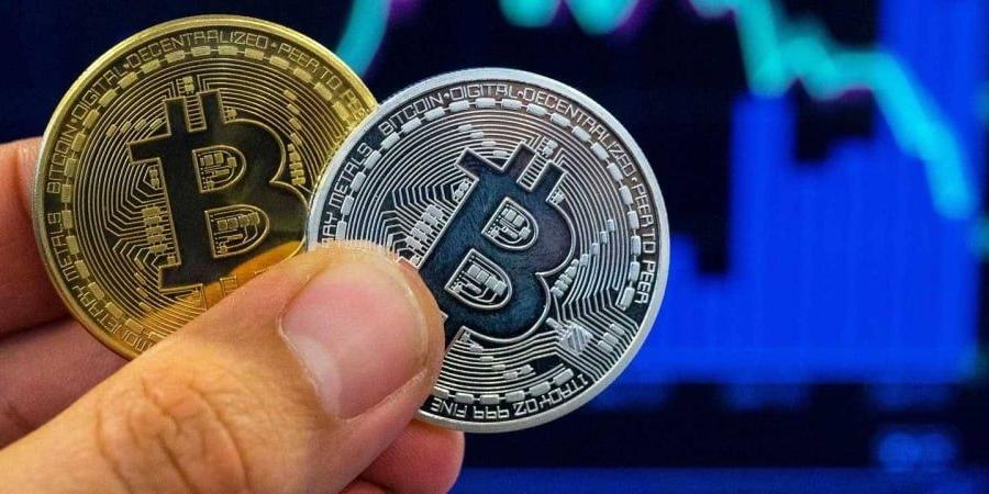 تقلبات حادة في سوق العملات الرقمية عقب إشارات متشددة من الاحتياطي الفيدرالي الأمريكي