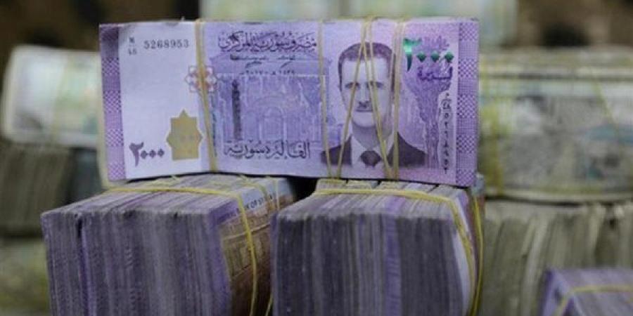 سعر الليرة السورية مقابل الدولار اليوم الأحد 22-12-2024