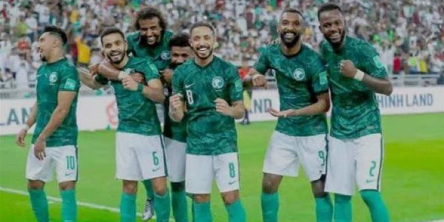 بدون تقطيع.. بث مباشر مباراة السعودية والبحرين (0-0) في خليجي 26