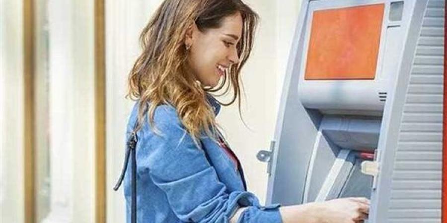 رسوم السحب والاستعلام من ماكينات ATM (قائمة كاملة)