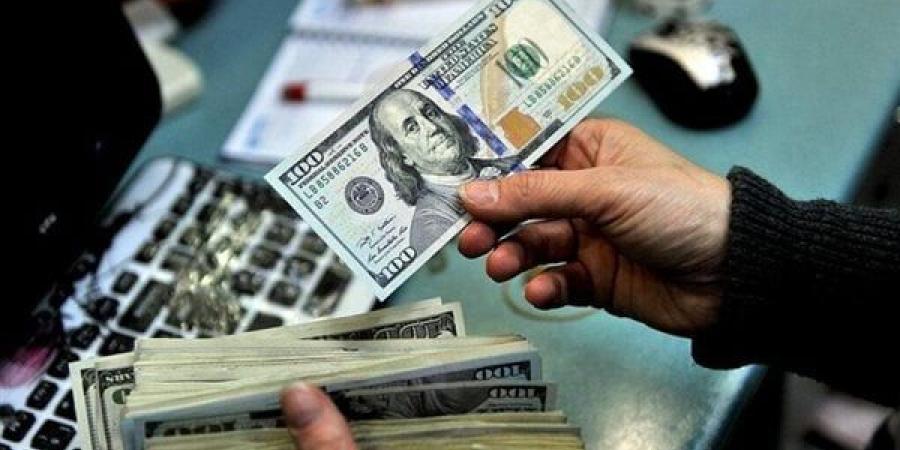 تعرف على سعر الدولار اليوم الخميس.. سعر الدولار في البنوك والصرافات