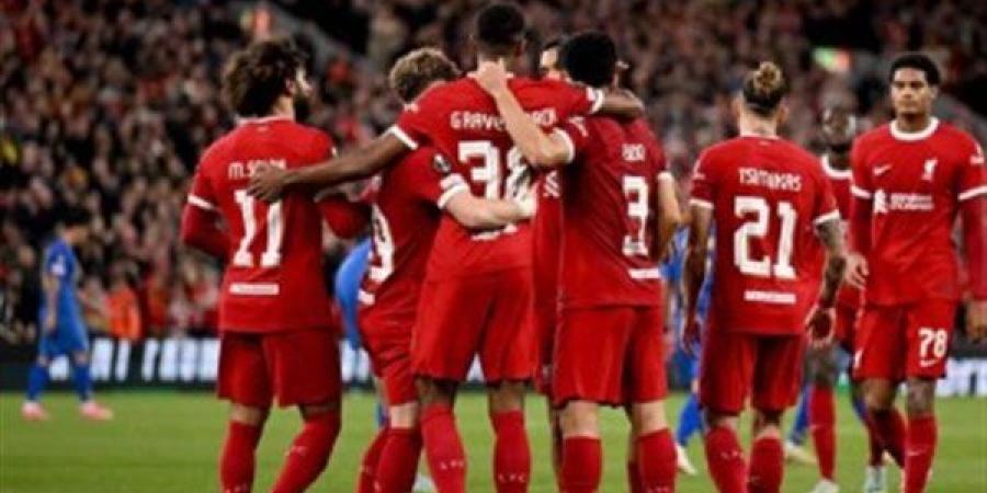 ليفربول يوضح حقيقة تأجيل مباراة الفريق مع مانشستر يونايتد