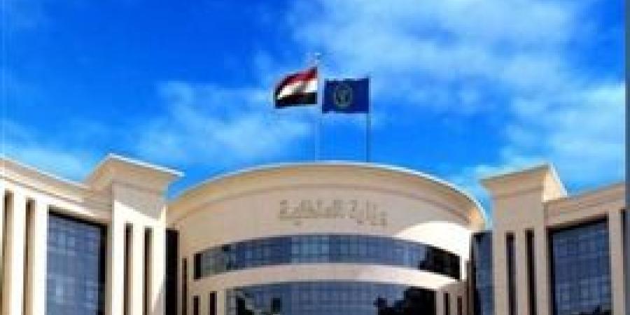 مصدر أمنى : إيقاف فرد أمن عن العمل وإحالة ضابطين للتحقيق لتجاوزهم مع بعض المواطنين