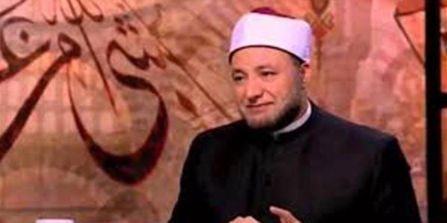 الشيخ عويضة عثمان: "لا تظنوا أنفسكم أفضل من العاصي.. فالله وحده يعلم مصيرنا"