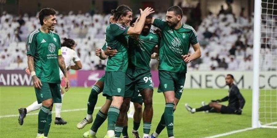 أهلى جدة يخطط لخطف نجم الهلال السعودى